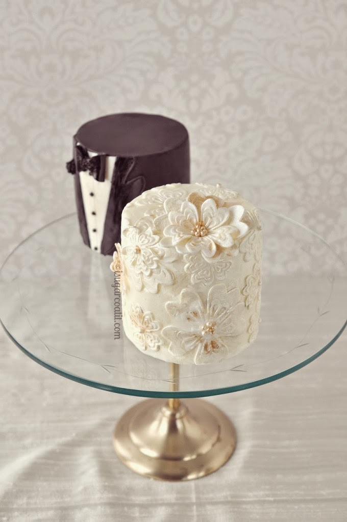 Vintage Wedding Mini Cakes