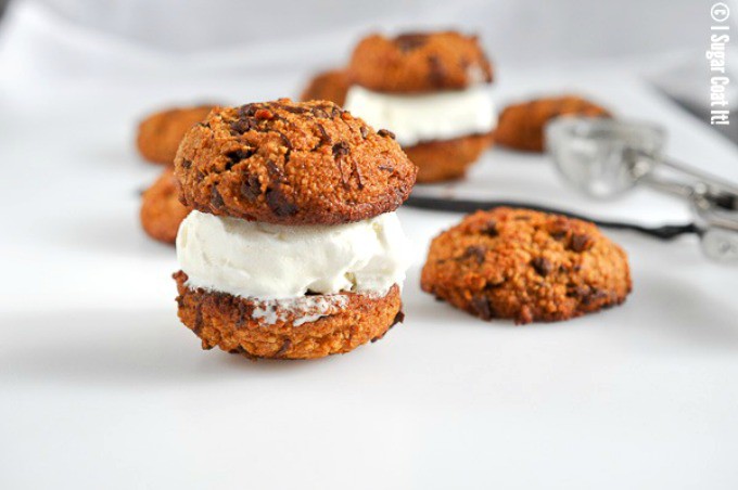 Paleo Chocolate Chip Cookies