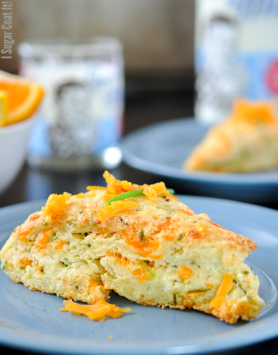 Cheddar Chive Chili Scones