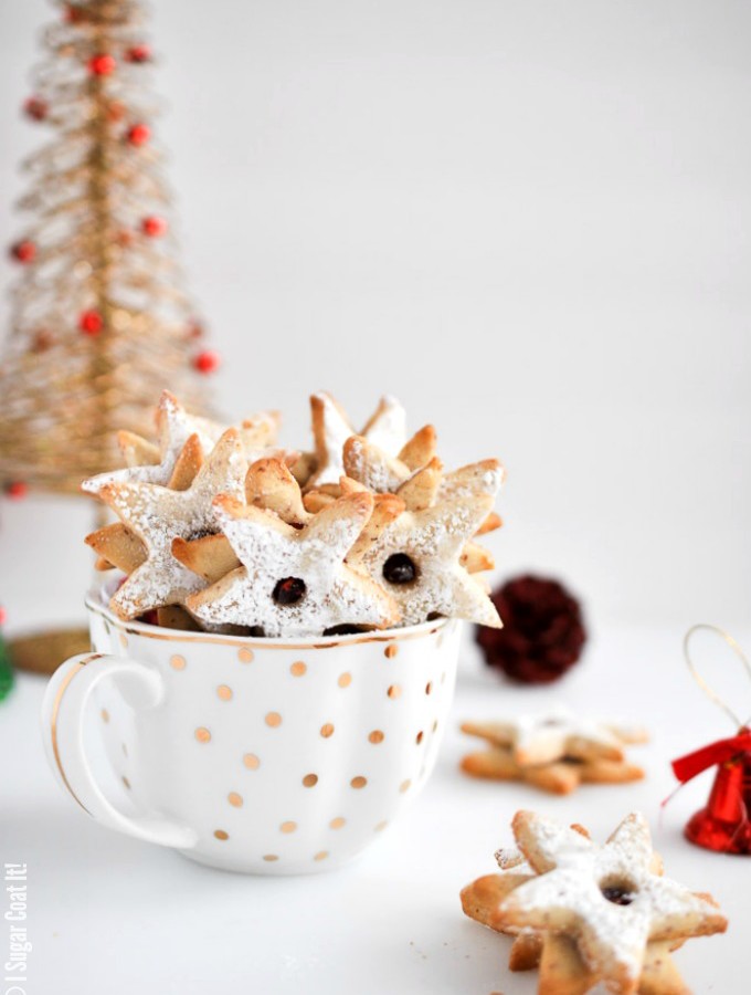 Hazelnut Linzer Cookies with Date Caramel