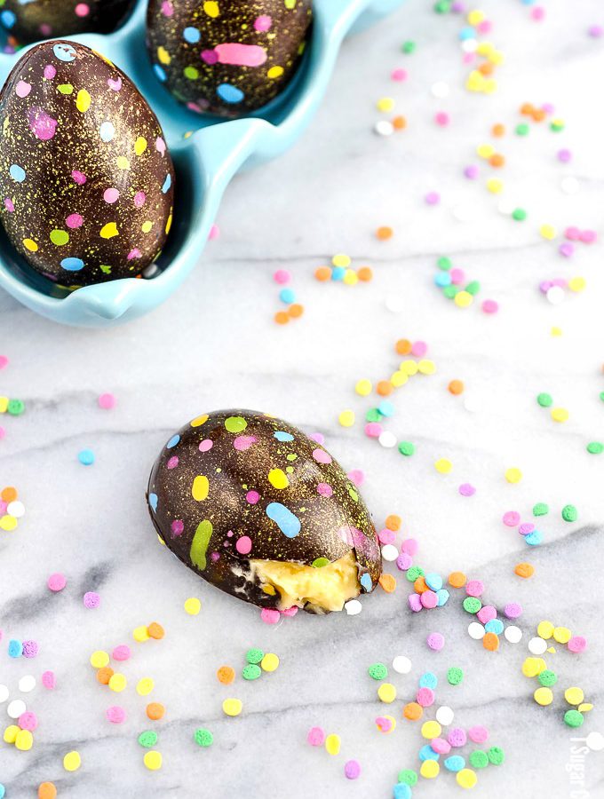 These Salted Caramel Cream Easter Eggs are play on the popular Cadbury eggs, but with a decorated dark chocolate shell and a fondant, salted caramel centre.